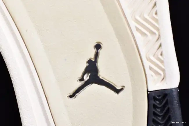 HYPE Jordan 4 Air Mushroom AQ9129-200 0604
